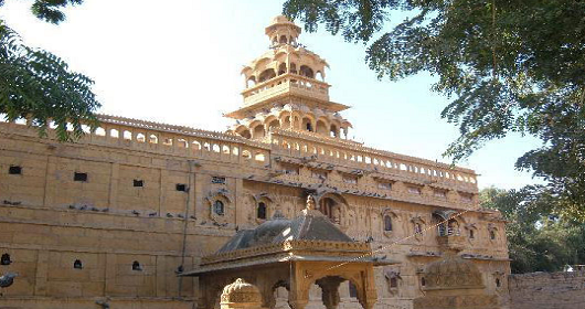 camp in jaisalmer